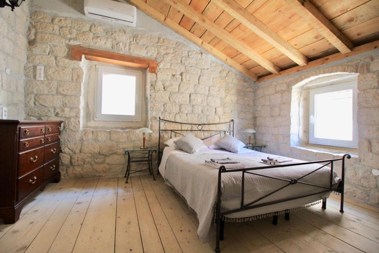 Town House In The Centre Of Historic Trogir Villa Dış mekan fotoğraf